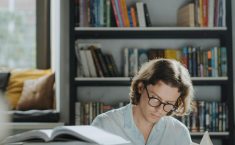 pexels-cottonbro-4861373